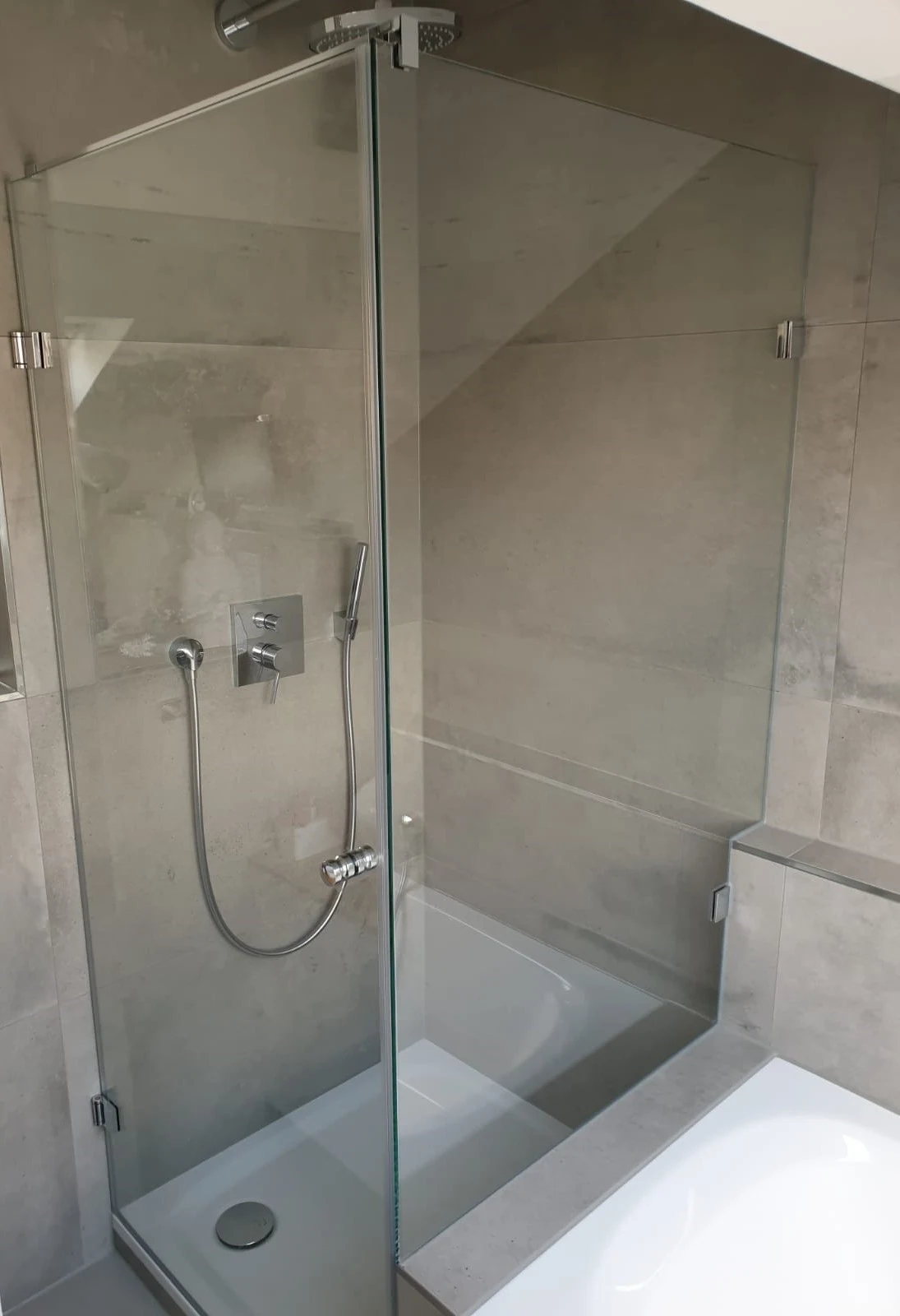 Walk-in Glasdusche nach Maß Köln