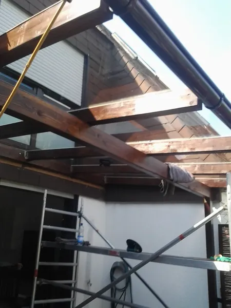 Glasdach auf Holzkonstruktion, Terrassenüberdachung