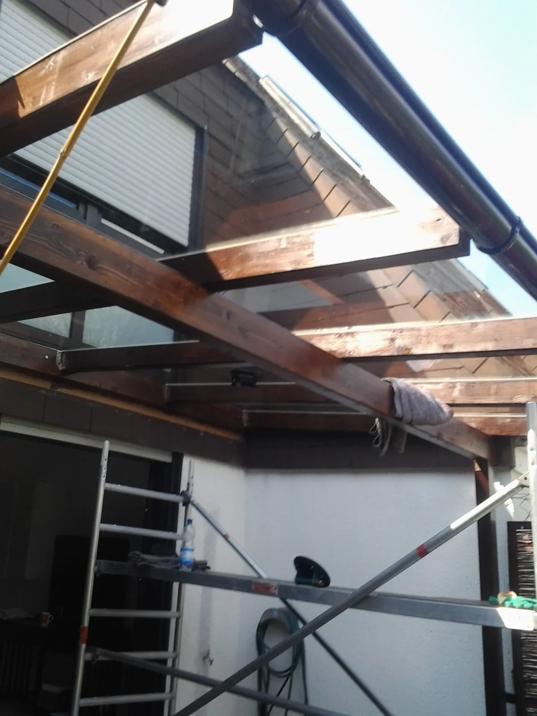Glasdach auf Holzkonstruktion, Terrassenüberdachung